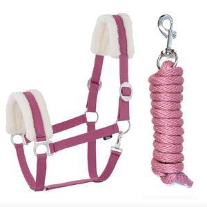 JA Horse Kunstfell Halfter Führstrick Set mit Karabinerhaken für Pferde und Ponys, weiches Kunstfell, verstellbarer Führstrick, leicht zu pflegen und angenehm zum Tragen.