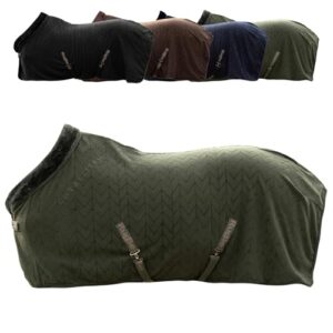 Pferdedecke in Opal Green, super weich und atmungsaktiv, Brustschnalle und verstellbare Kreuzgurten für sicheren Sitz
